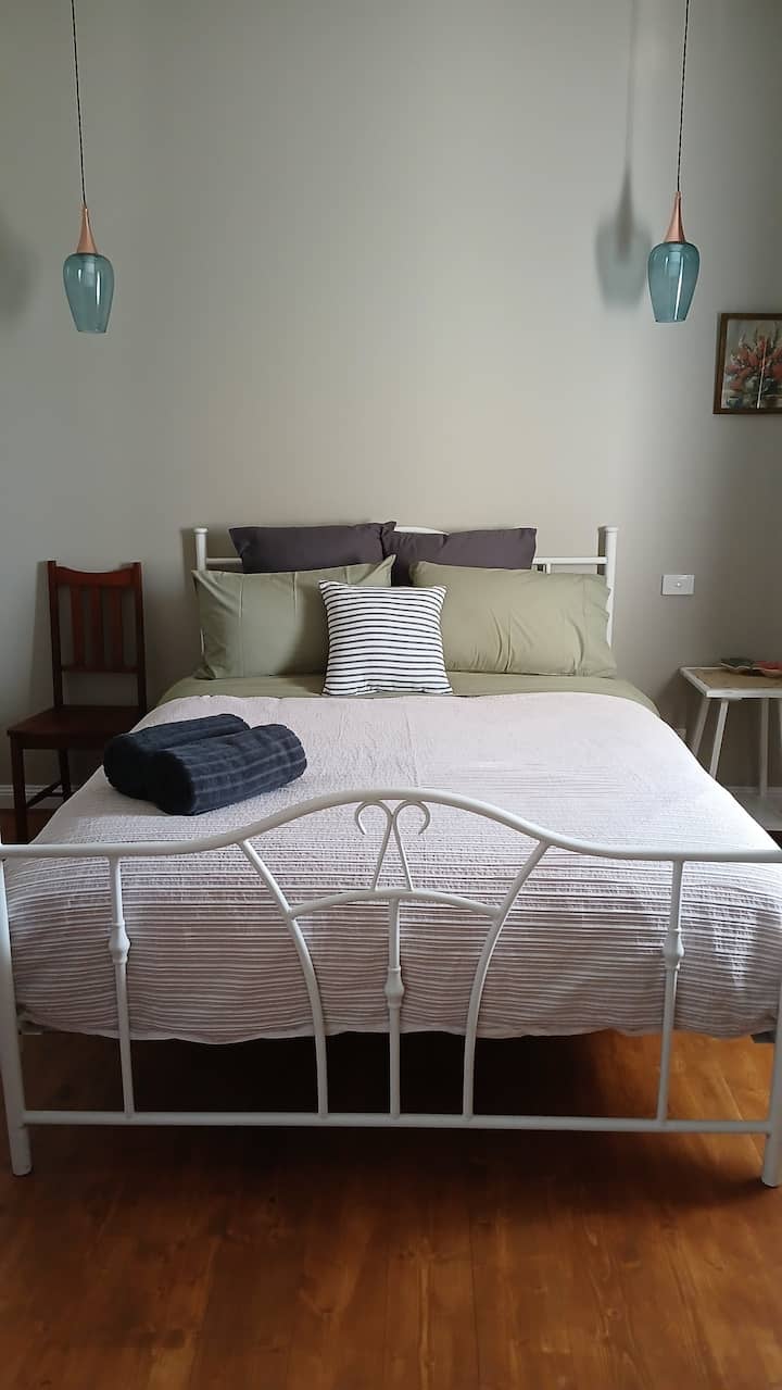 غرفة النوم 1