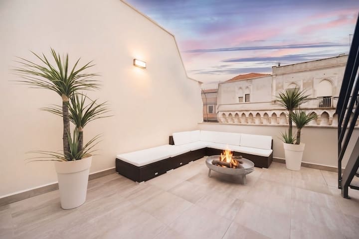 Attico con vista unica a 360° [Venus Penthouse]