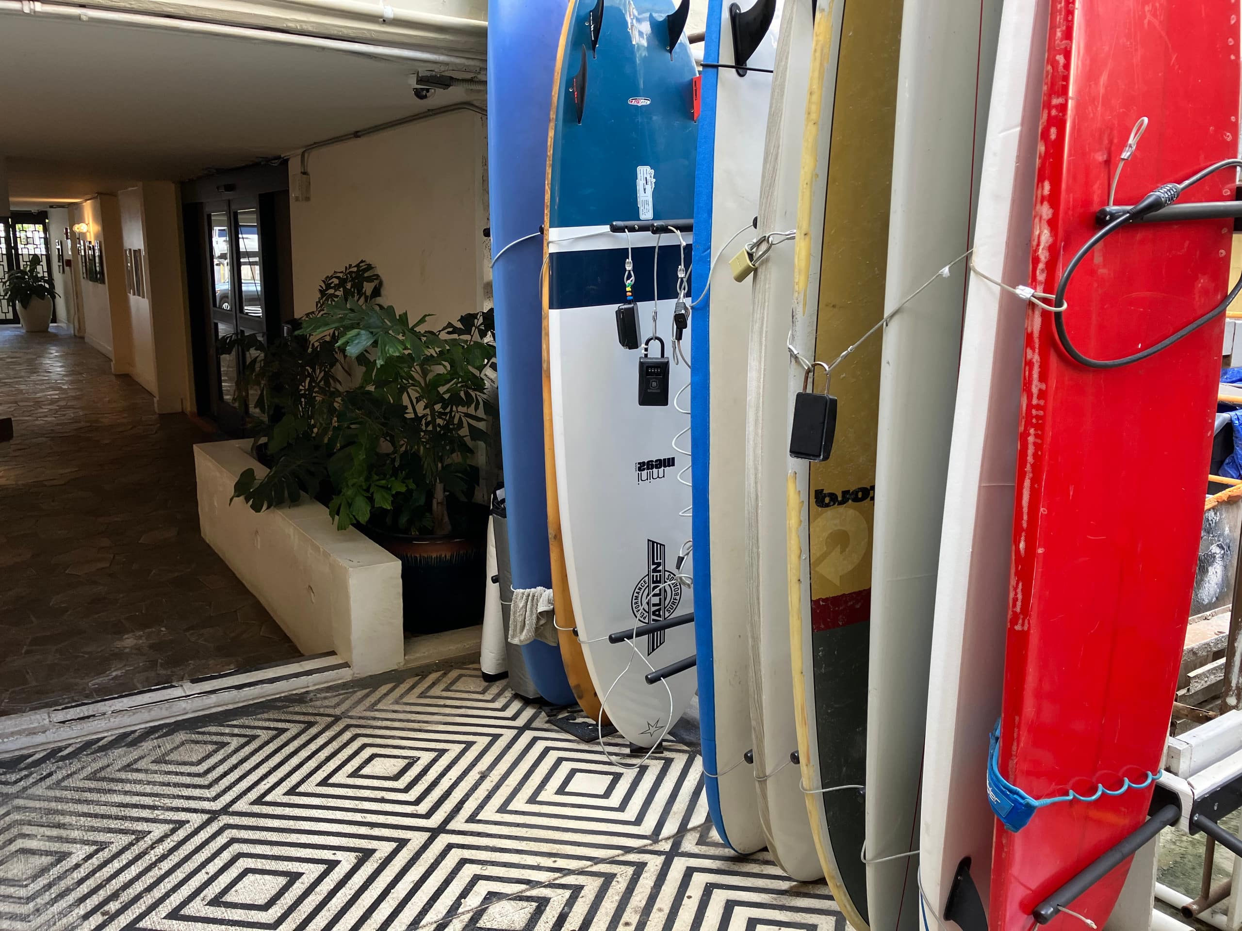 Condo in Honolulu · ★4.91 · Studio · 2 beds · 1 private bath - Image 58