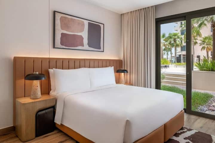 2 Bedroom Suite Near Civic Square Park Yas Island - Abu Dhabi