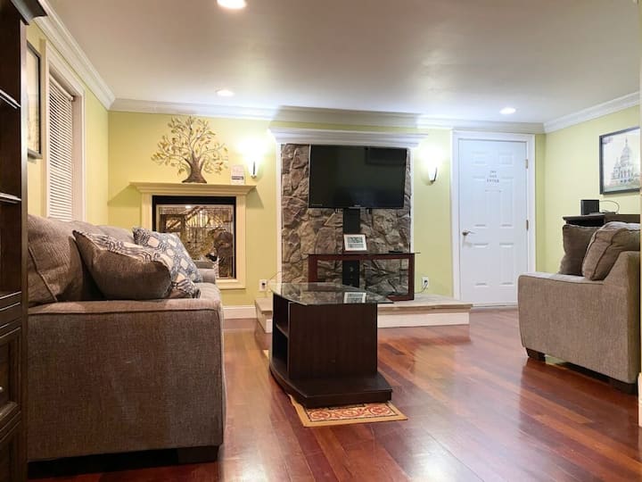 Lake Trail Retreat - Middletown, NY