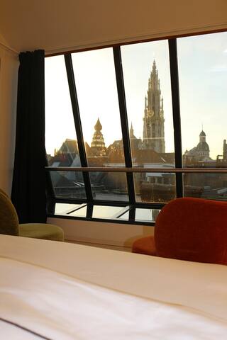 The View gallery image 5