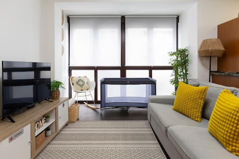 Top Airbnb: Cozy apartment in Bilbao with parking in Bilbao