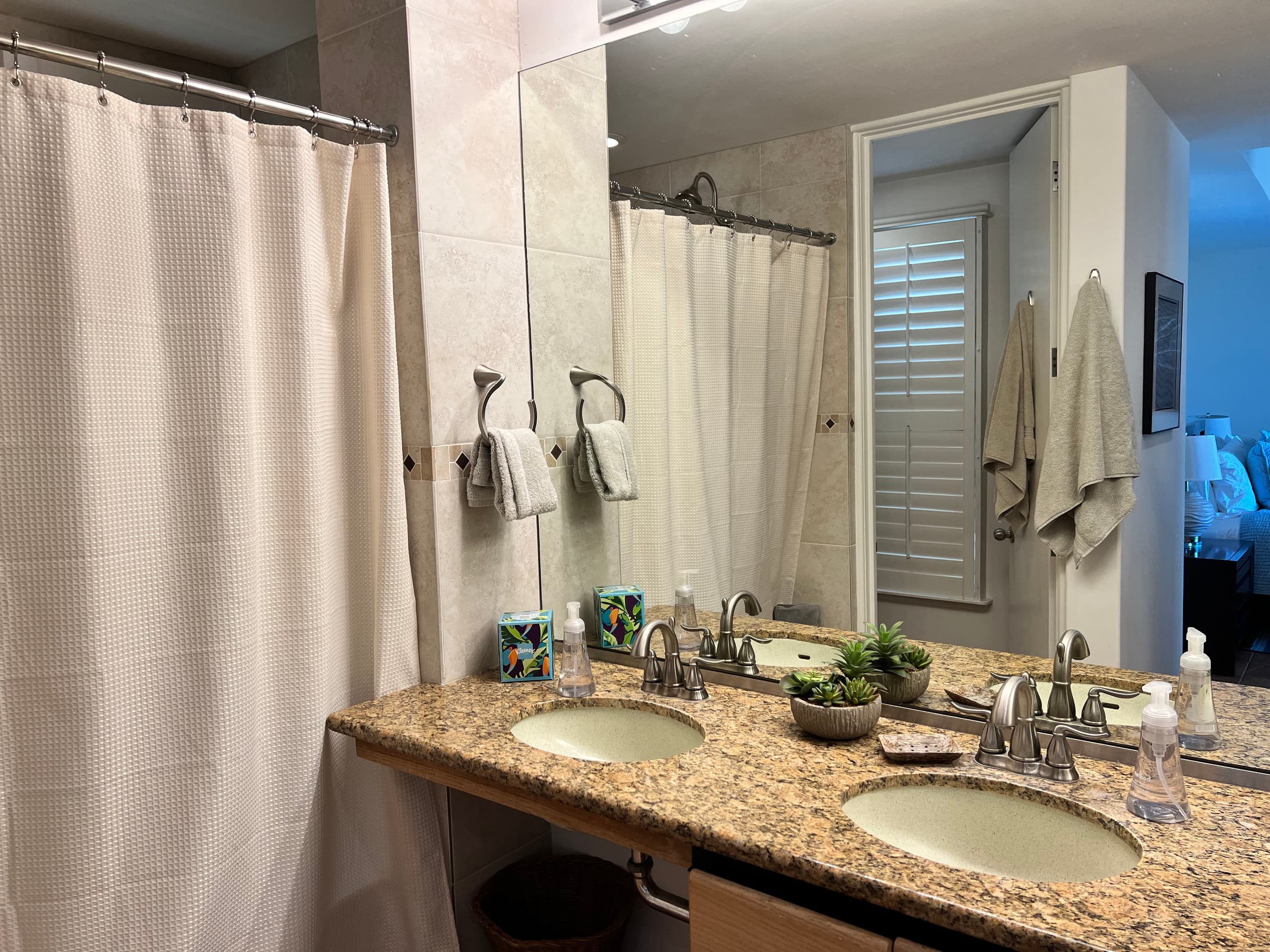Condo in Wailea · ★4.97 · 1 bedroom · 2 beds · 2 baths - Image 17