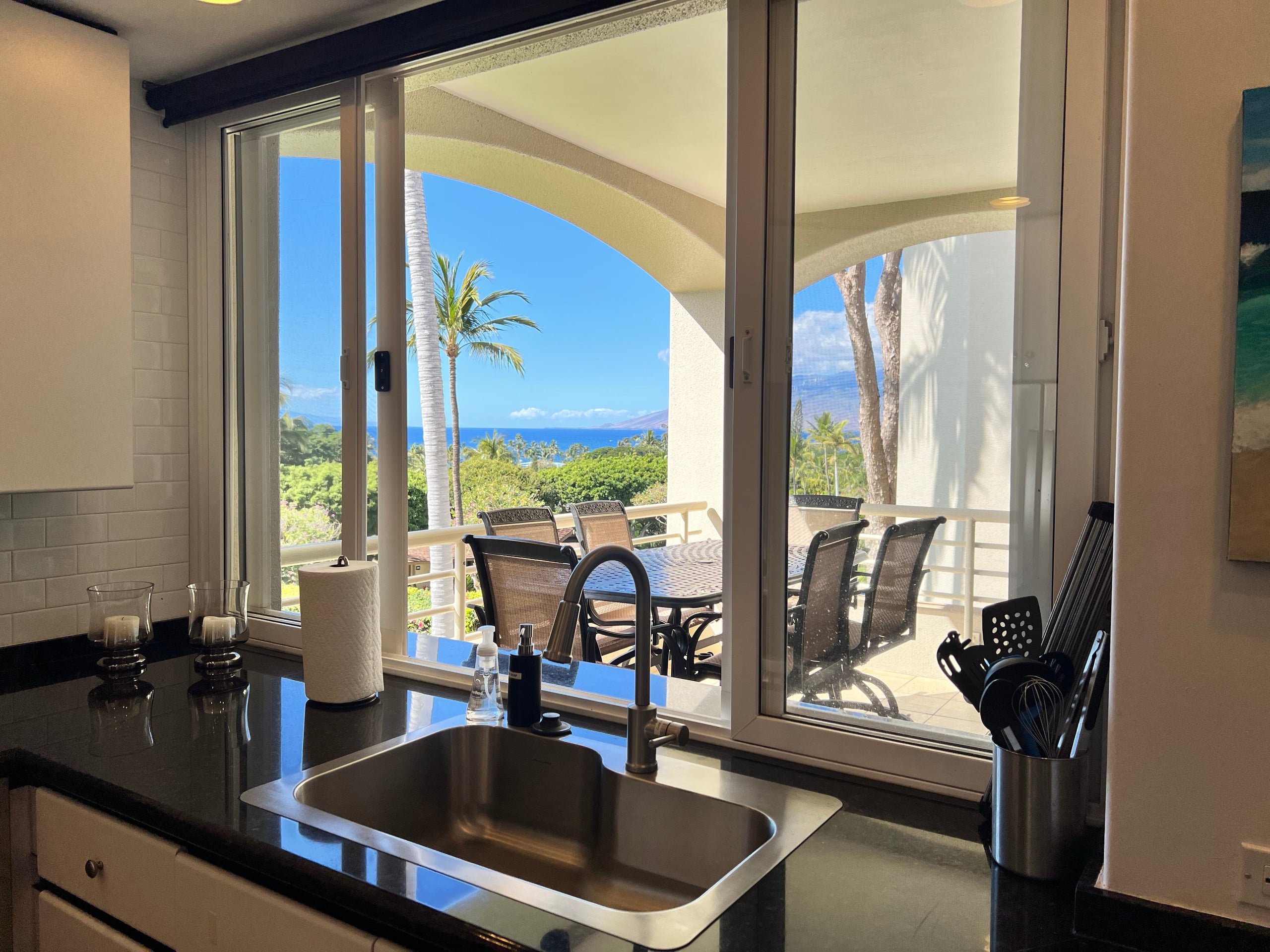 Condo in Wailea · ★4.97 · 1 bedroom · 2 beds · 2 baths - Image 7