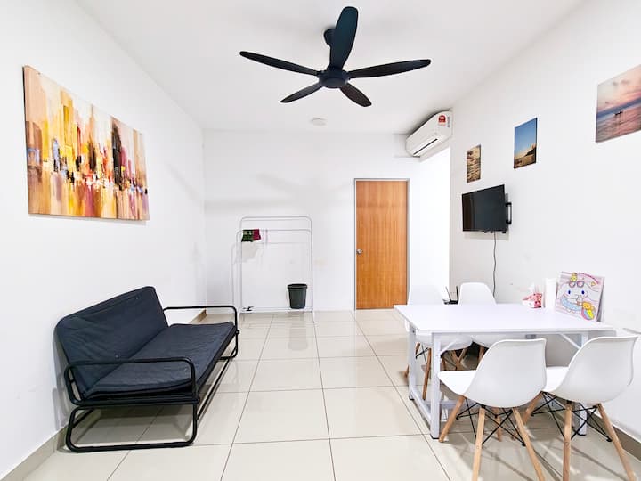 Cozy 5br Near Sunway Velocity, Trx & Metro - Kuala Lumpur