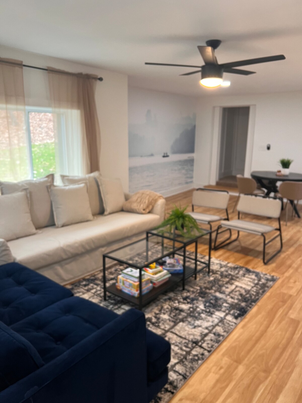 Modern & Spacious 3BR, 3BA | Lanier Living