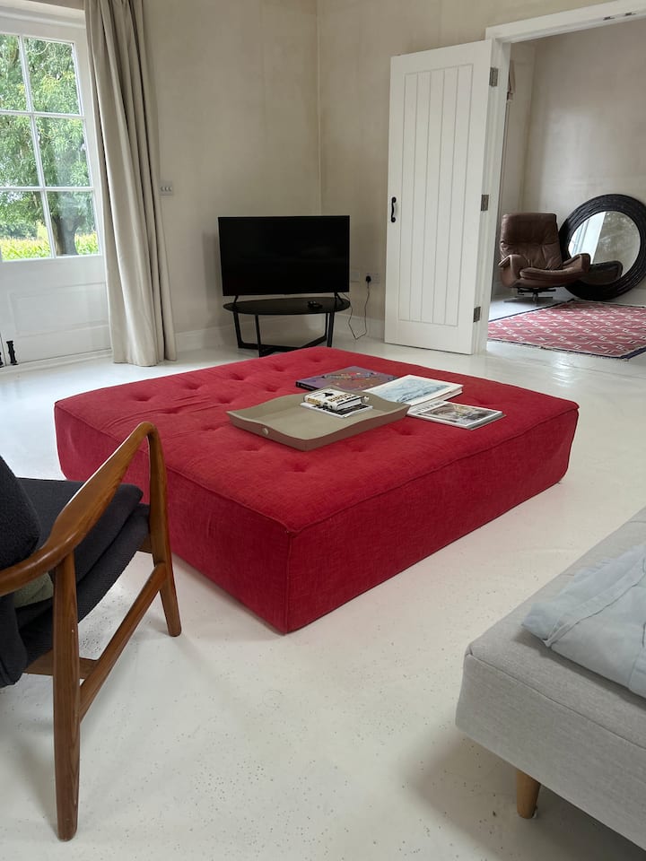 A Large Studio With A View For Miles - Sherborne