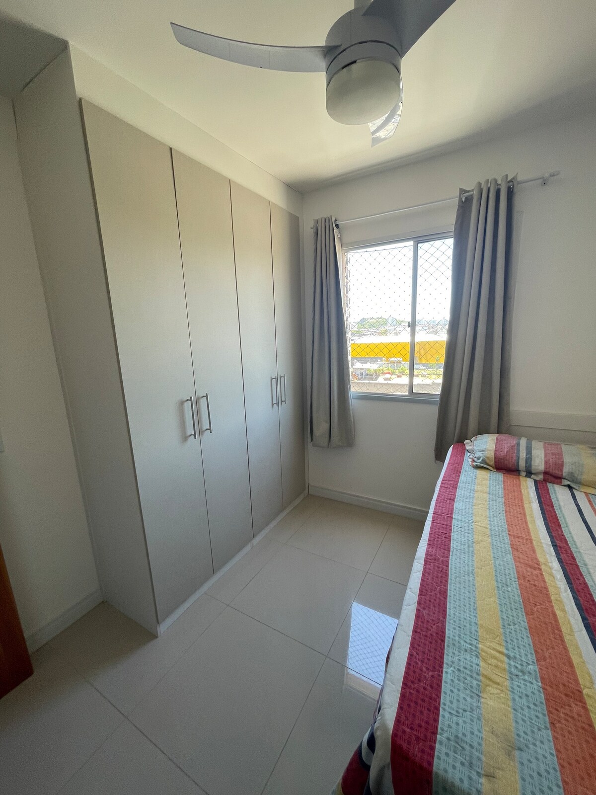 Ერთადგილიანი საძინებელი