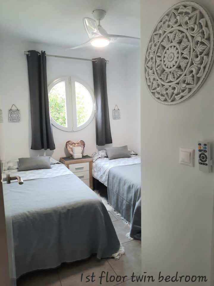 غرفة النوم 1