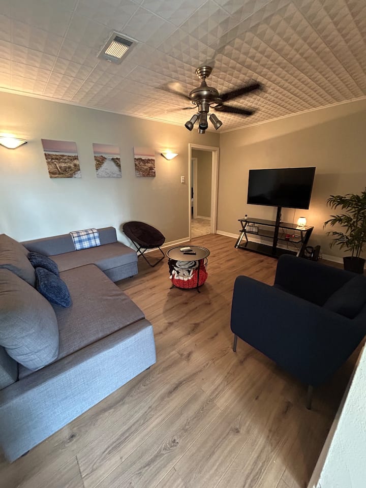 Home Away From Home - Texas City, TX