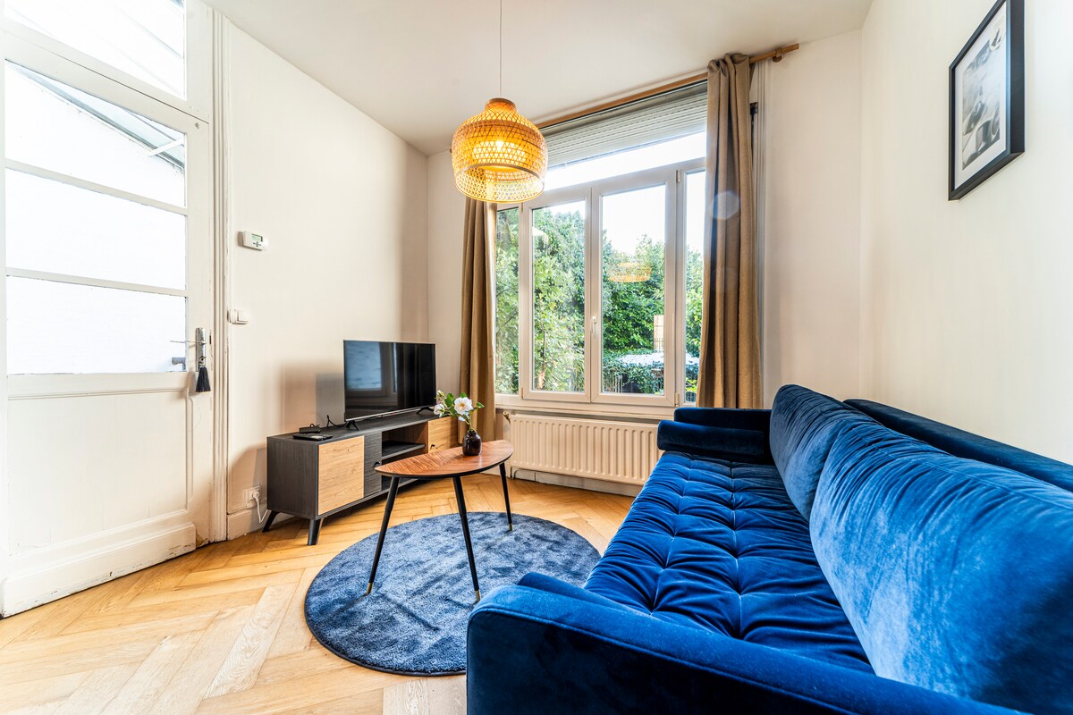 Top Airbnb: 2 bedrooms, Private Garden - Lille Europe à La Madeleine