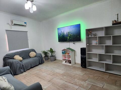 Hermosa casa 2 planta, just 15 min from Centro
