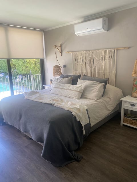 House with a swimming pool in a condominium in Chicureo