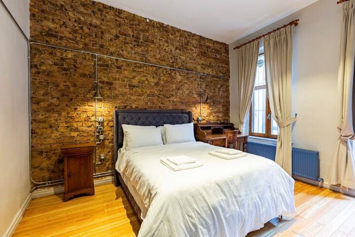 Private Triplex With Bosphorus View gallery image 2