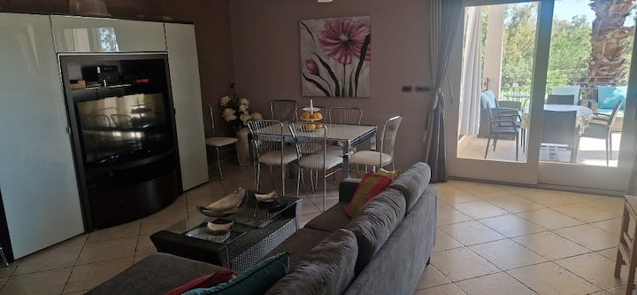 Villa Sinzias Con Piscina 9 Posti Letto - Castiadas