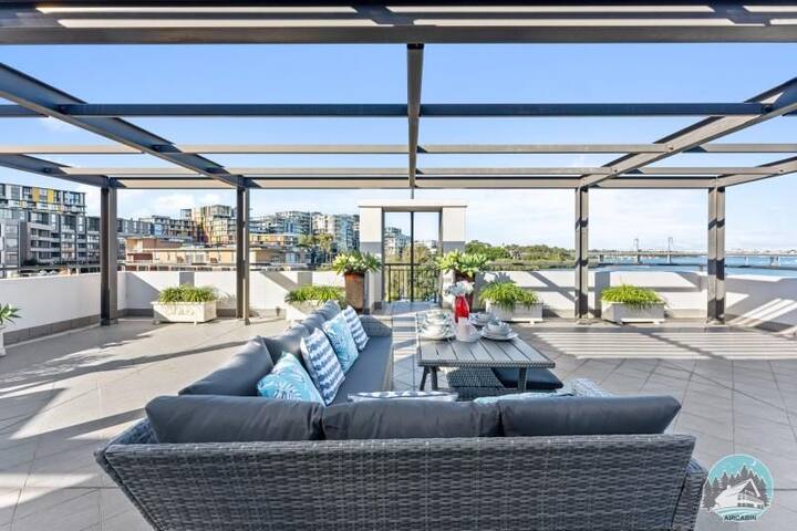 Waterfront Penthouse/nrOlympic Park/20%off 90-days