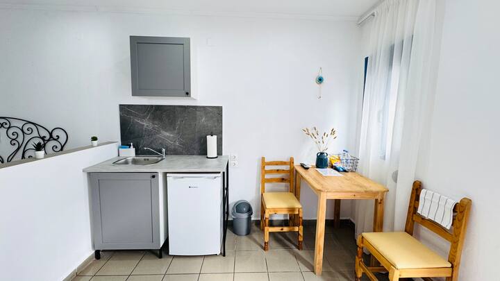 Double Bed Studio Eros – Papadakis Villas - Koutouloufari
