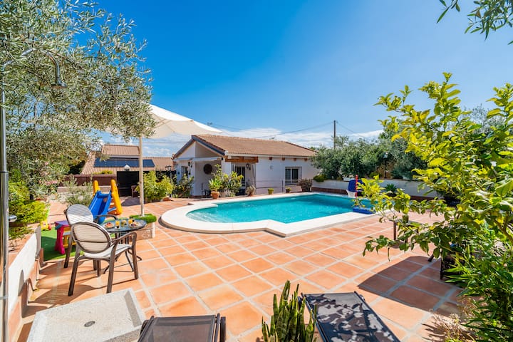 Cubo's Casa Rural Entre Olivos Del Azahar - Costa del Sol