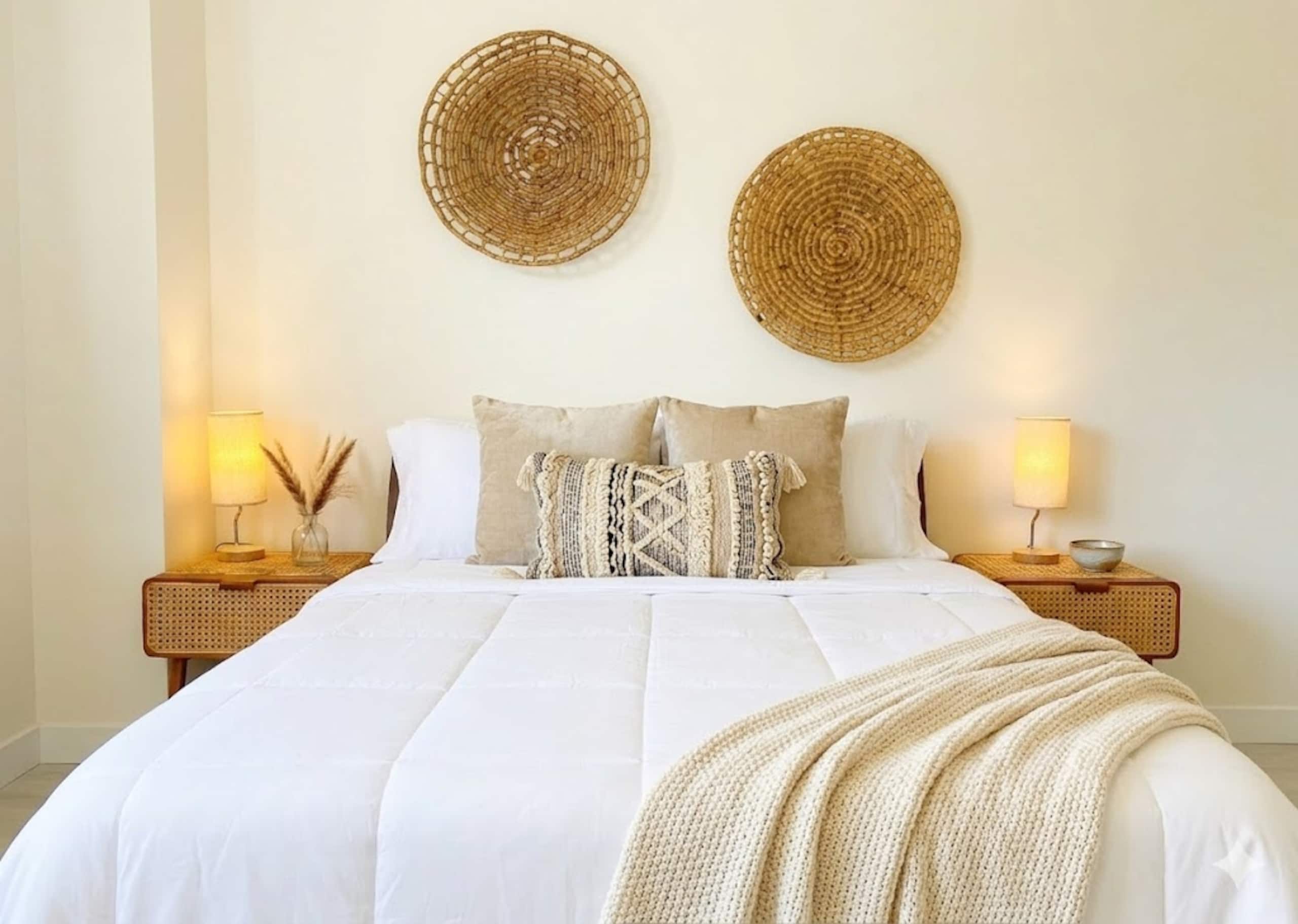 Great Waikiki Canal View - Modern Cozy Studio 8 - Image 5