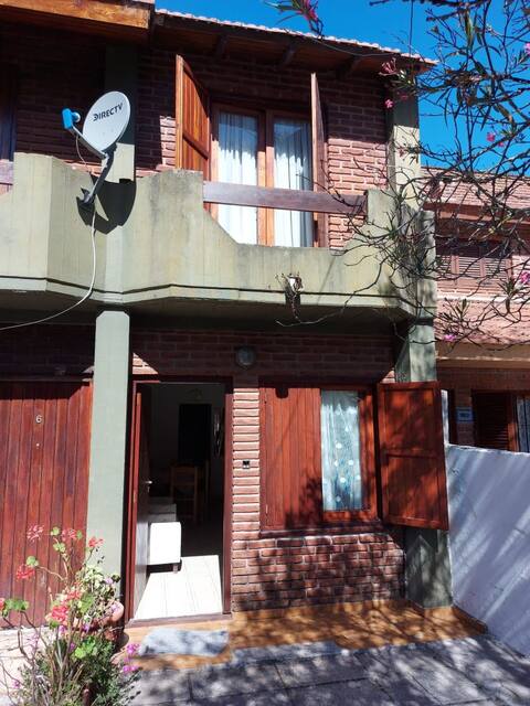 "Un Lugar". Dpto. 8. San Bernardo