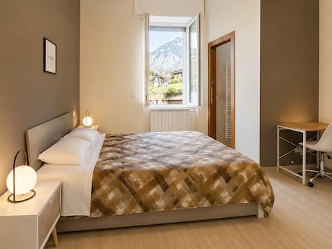 Cattaneo 65: 3 bedrooms, 5 minutes from the lake and the station