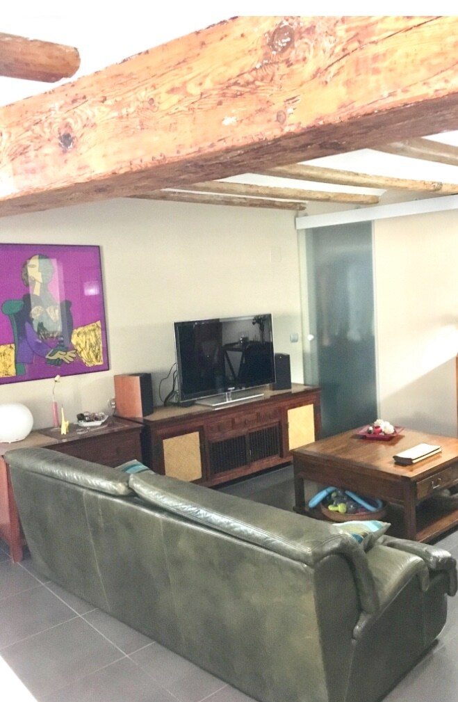 Top Airbnb: Adeli Apartment with Terrace Historic Center in Ciutat Vella