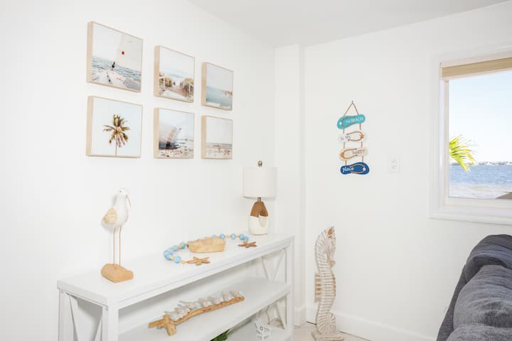 Riverfront 2br • Near Anna Maria Island - Anna Maria Island, FL