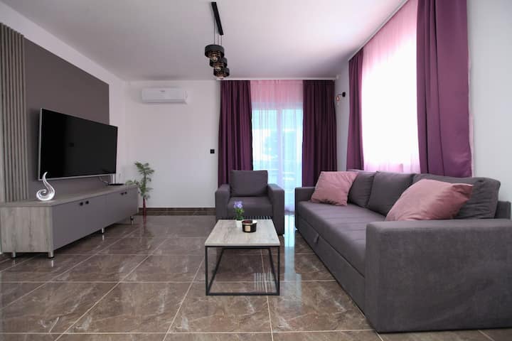 Luxury Villa W/ Pool & Bbq In Trogir (First Floor) - Trogir