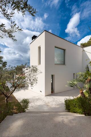 La Casa Blanca de Tamariu gallery image 2