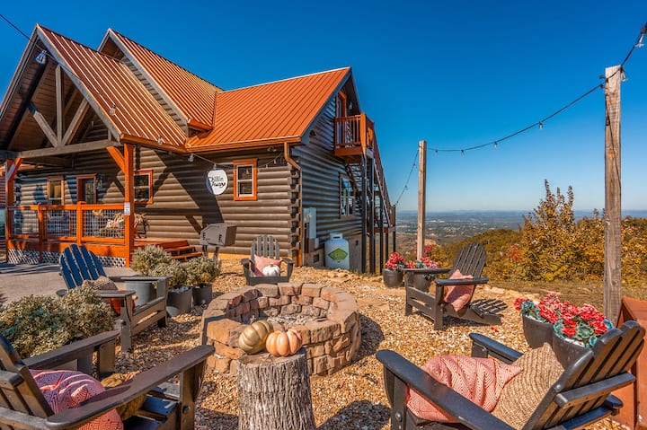 Smoky Views • Hot Tub • Mins to Dollywood • EV - Cabins for Rent