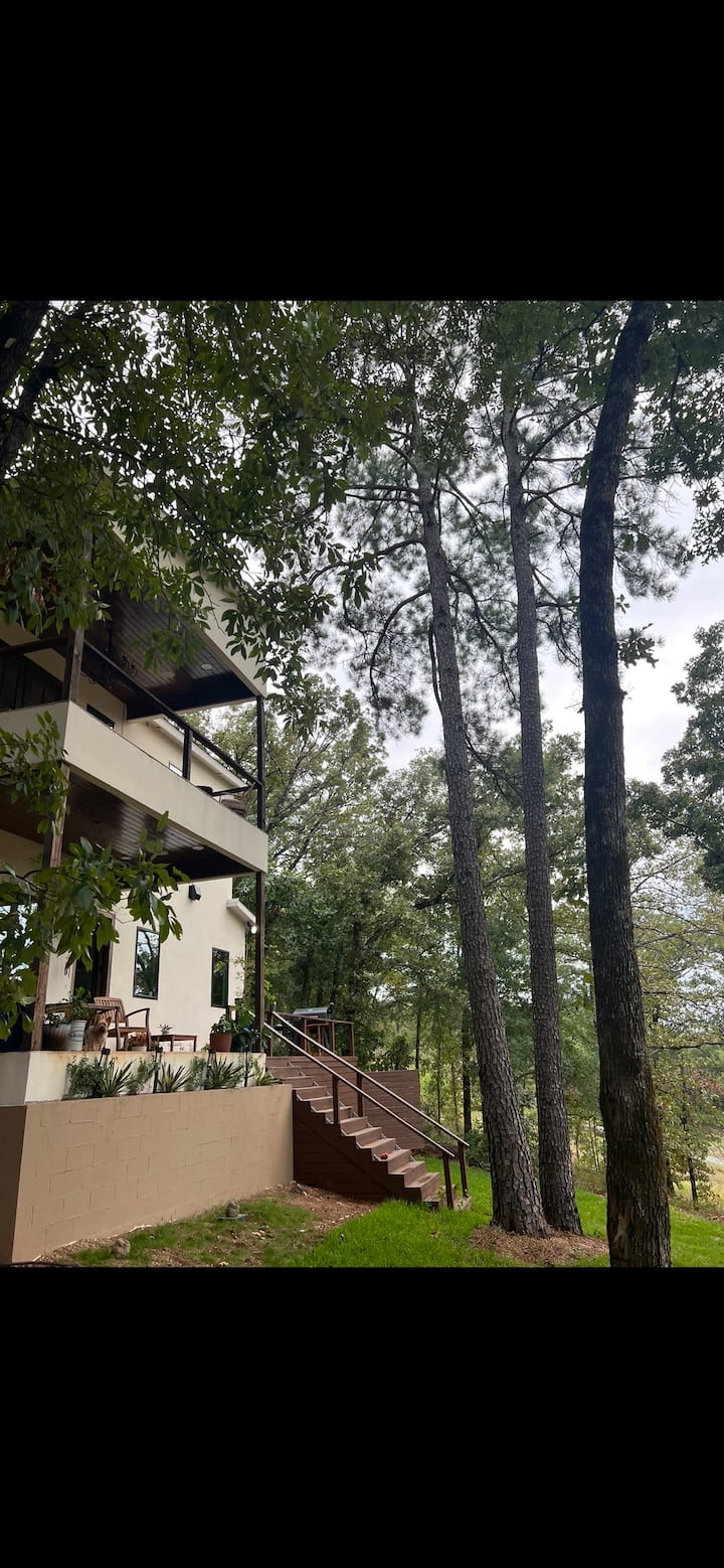Cloud River Ranch - Chandler, TX