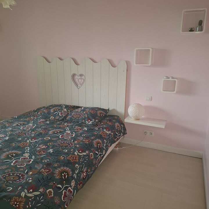 Dhomë gjumi 2