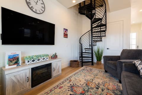 Cozy Cottage Inn