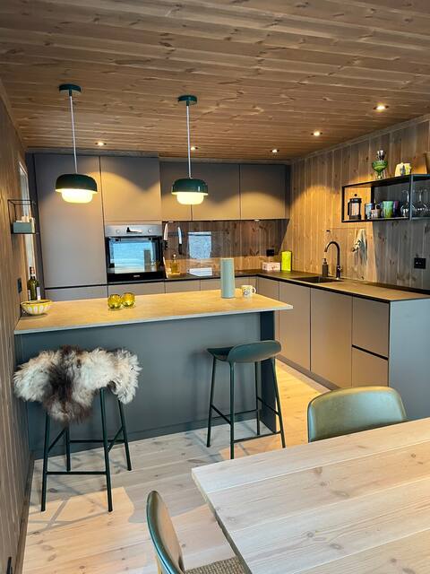 New cosy cabin.