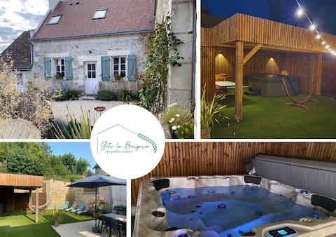 Cottage with Hot Tub