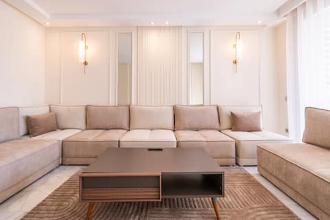 Le yacht palace ~ beachfront residence 2 (B+B)