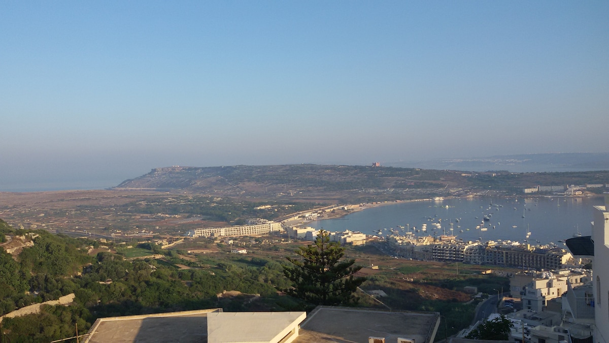 Apartment with an exceptional view.
