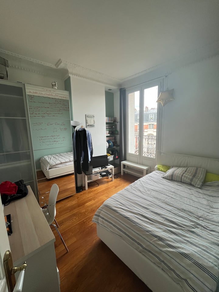 غرفة النوم 2