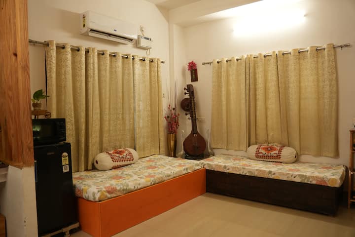 West Mambalam In 15 Mins By Car | Cozy Comfy Stay - Chennai