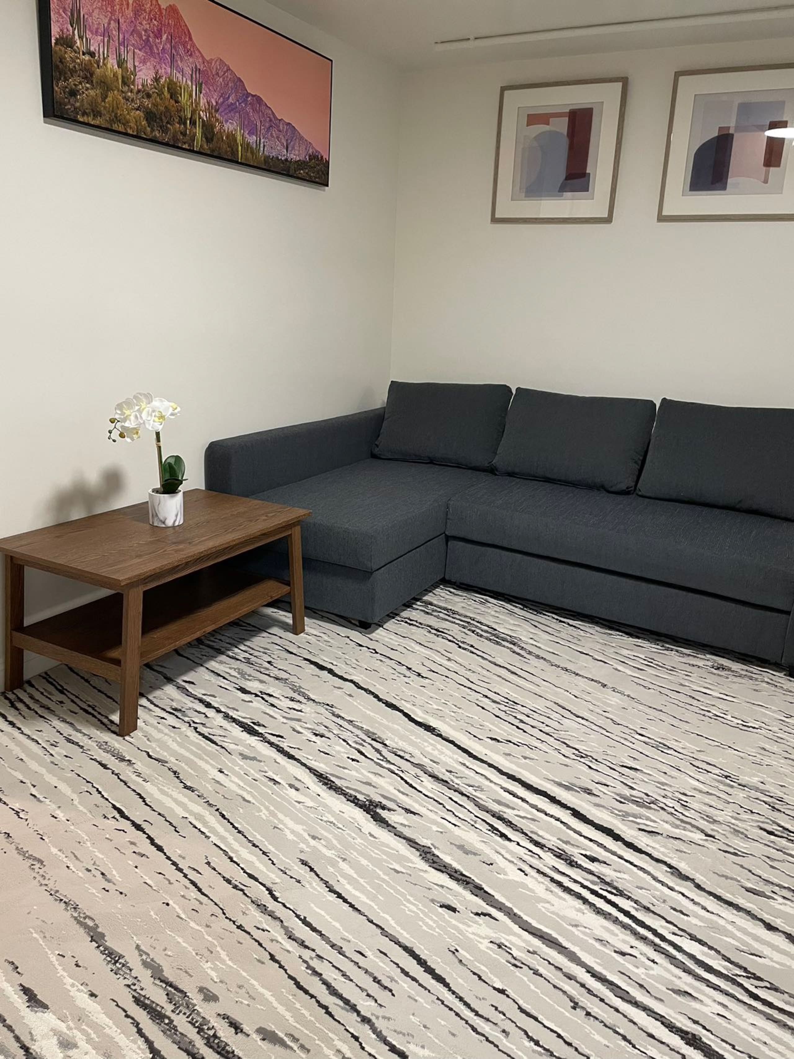 Home in San Francisco · ★4.93 · 2 bedrooms · 2 beds · 1 bath - Image 4