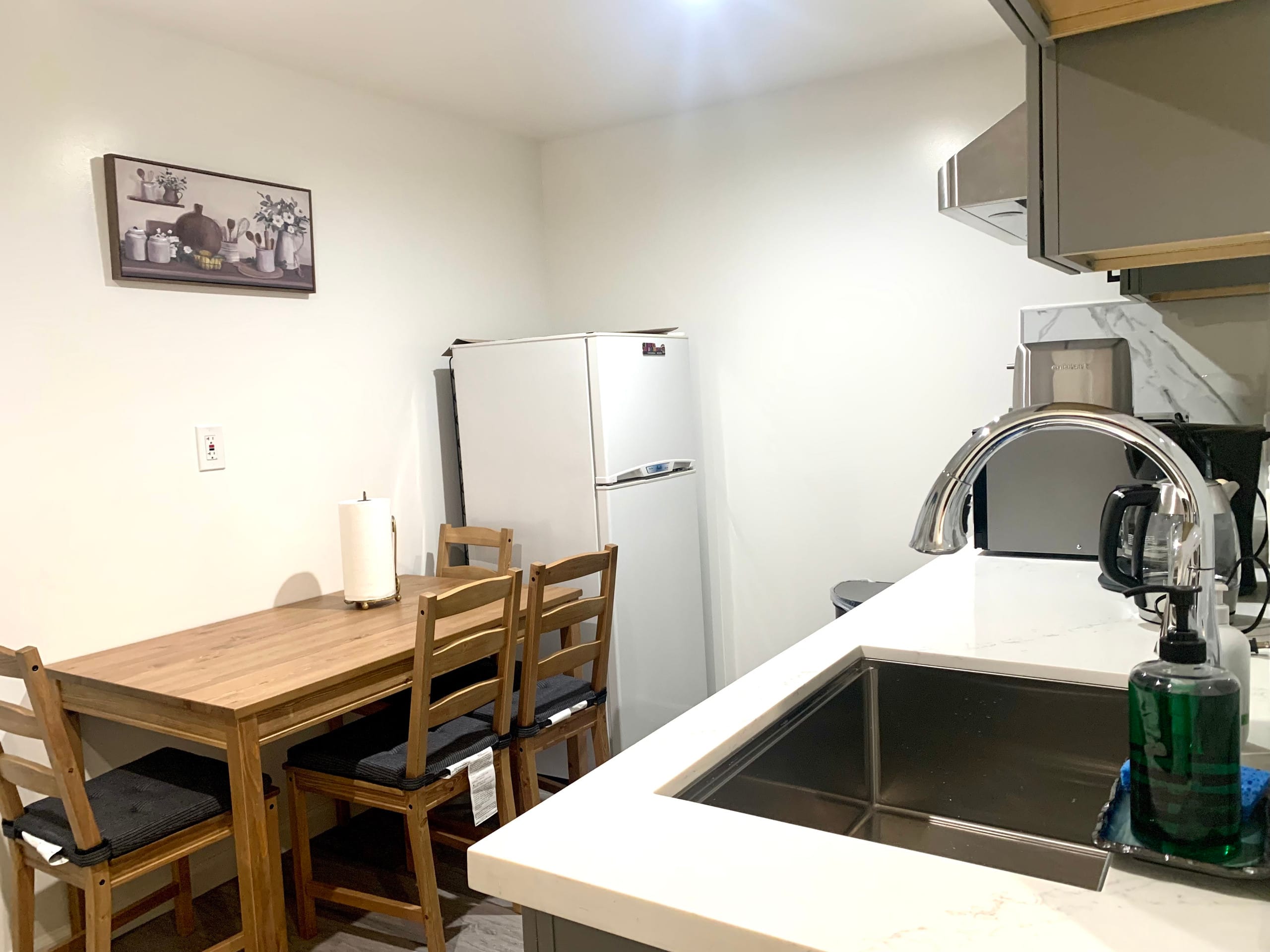 Home in San Francisco · ★4.93 · 2 bedrooms · 2 beds · 1 bath - Image 9