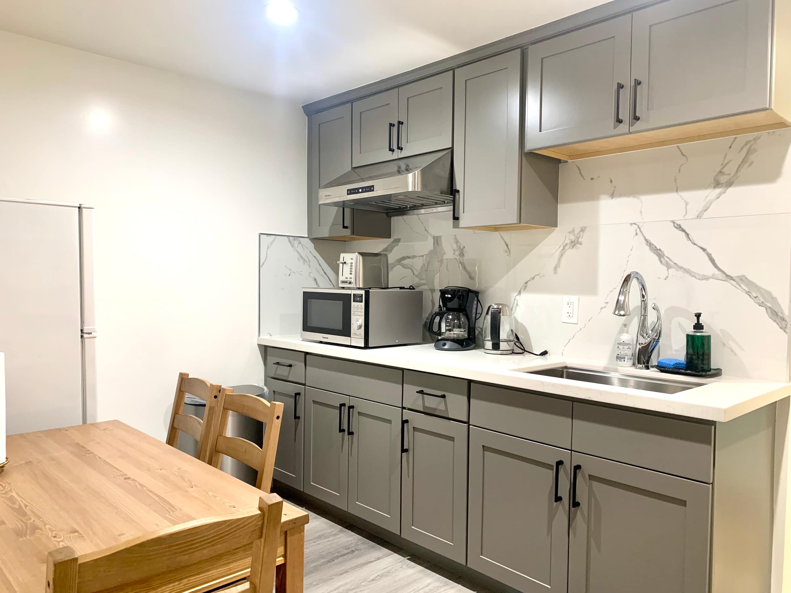 Home in San Francisco · ★4.93 · 2 bedrooms · 2 beds · 1 bath - Image 10