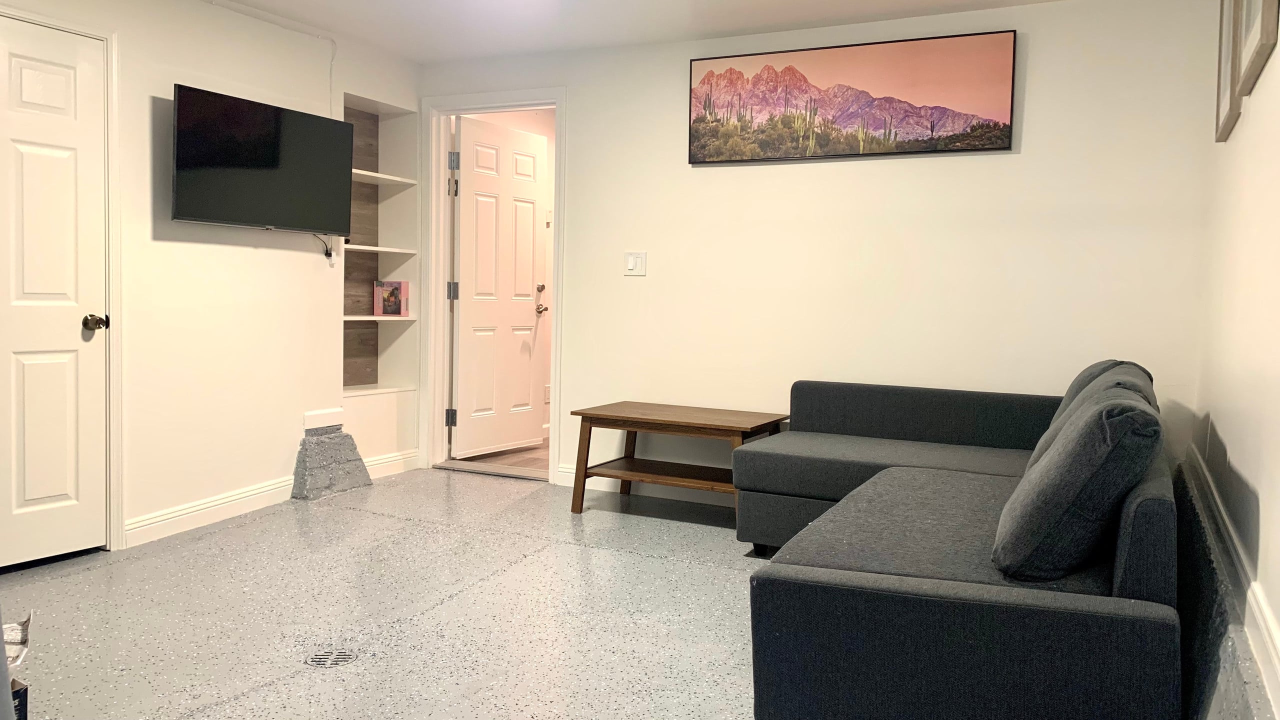 Home in San Francisco · ★4.93 · 2 bedrooms · 2 beds · 1 bath - Image 3