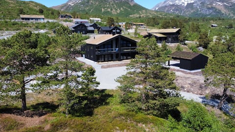 Popular Airbnb listing: Ladebua in Sykkylven