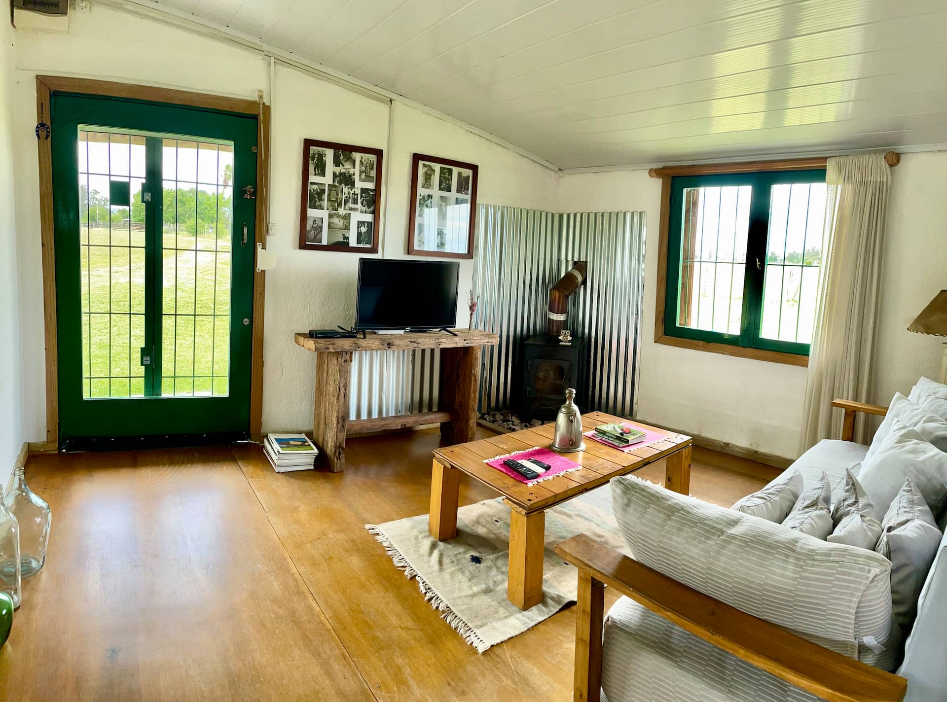 Lola country house