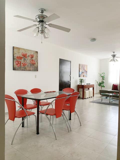 Departamento en Moctezuma, la Zona Dorada.