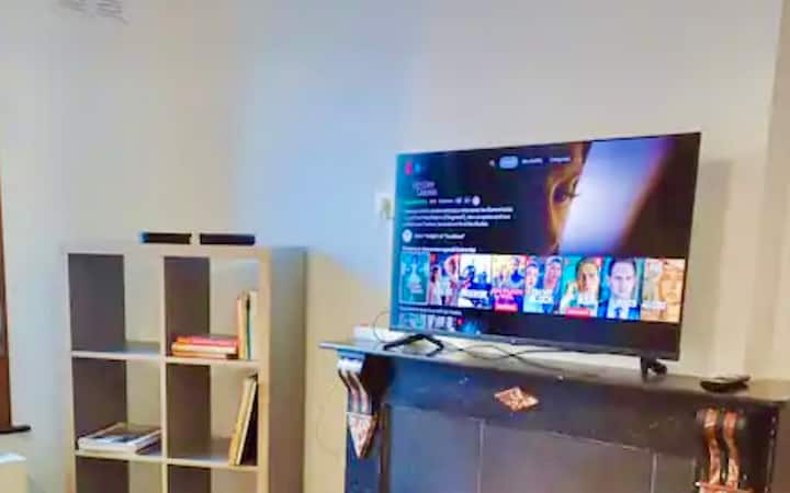 Jolie Studio Tres Confortable - La Louvière