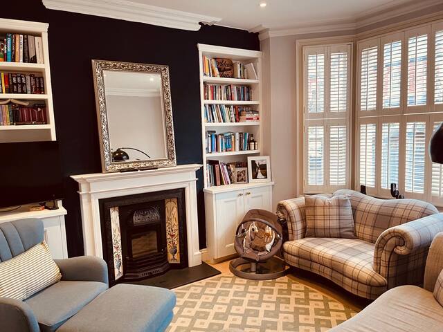 Great central 5 bed home, ideal for Wimbledon