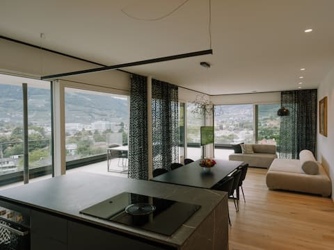 Proprietà Airbnb di successo: The Hills. Luxury Penthouse with 3 bedrooms a Merano